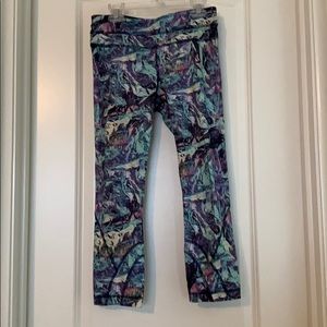 lululemon cropped leggings